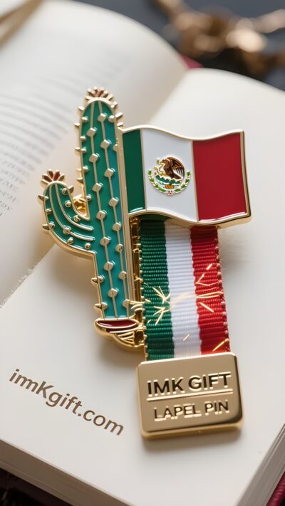 in982-Marcador-de-Cactus-y-el-Alma-de-la-Bandera-Nacional-Creciendo-Obstinadamente-en-las-Grietas-del-Tiempo